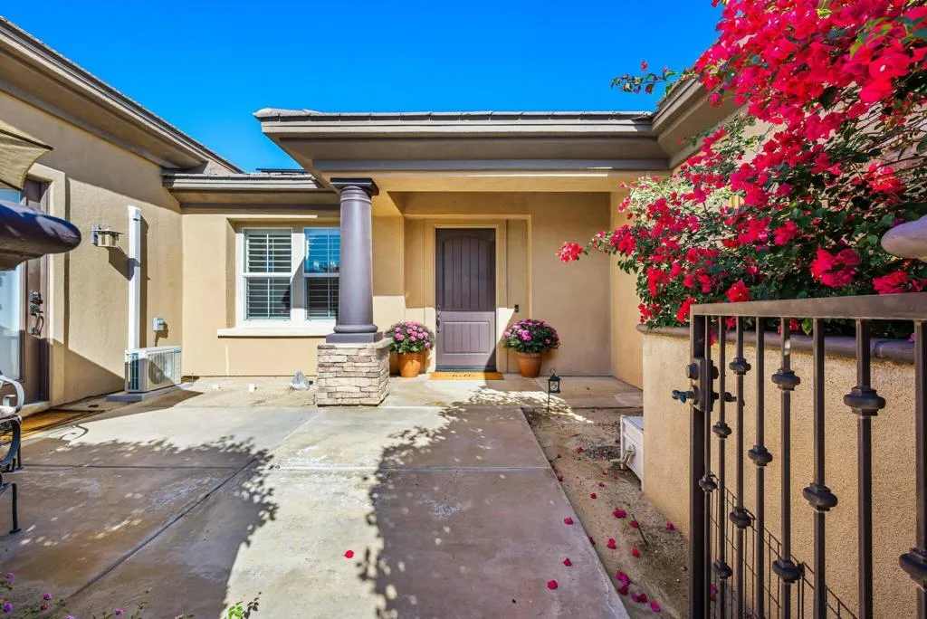 106 Batista Court, Palm Desert, California 92211 home-pic-6