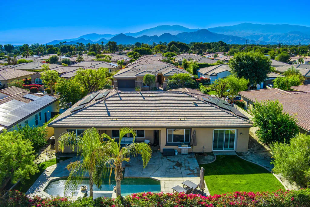 106 Batista Court, Palm Desert, California 92211 home-pic-2
