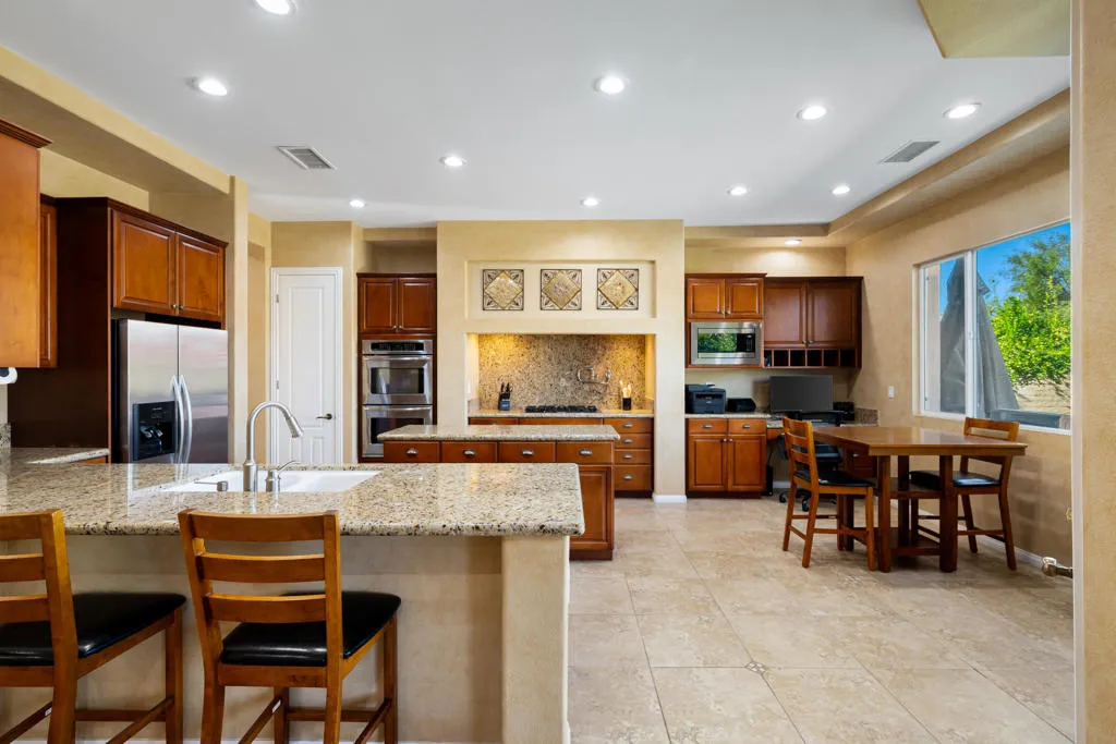 106 Batista Court, Palm Desert, California 92211 home-pic-13