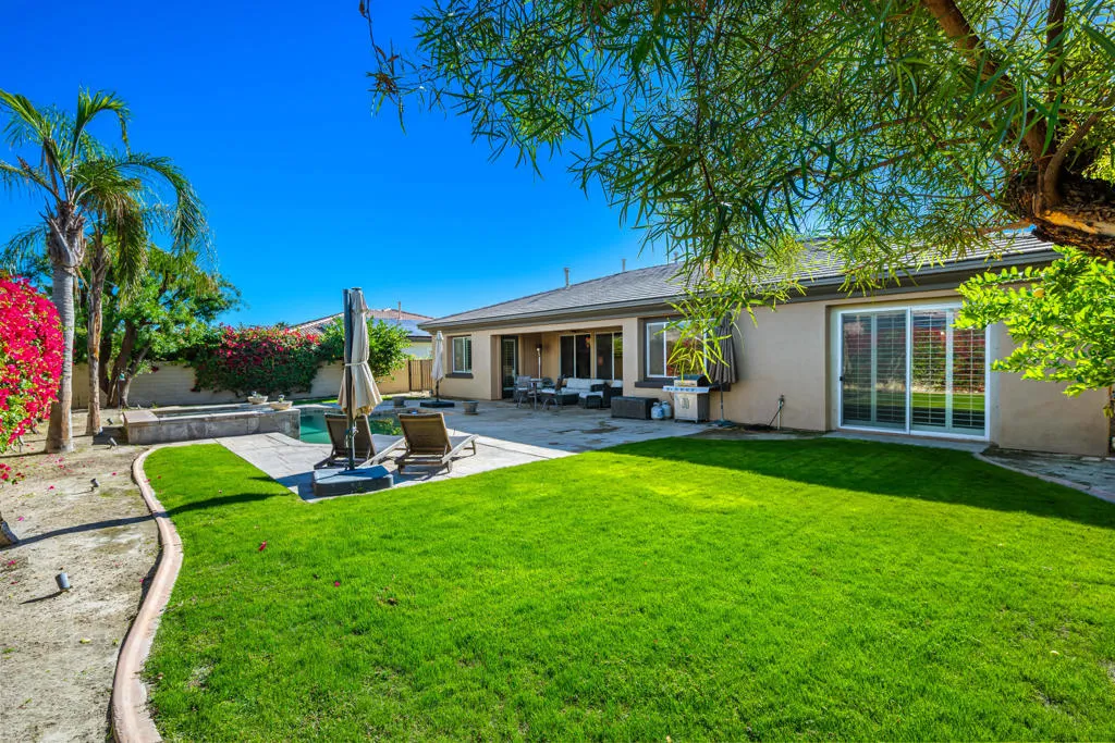 106 Batista Court, Palm Desert, California 92211 home-pic-41