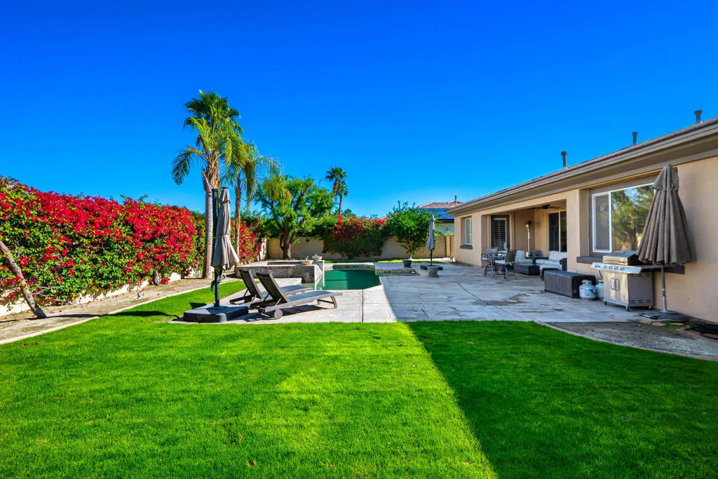 106 Batista Court, Palm Desert, California 92211 home-pic-40