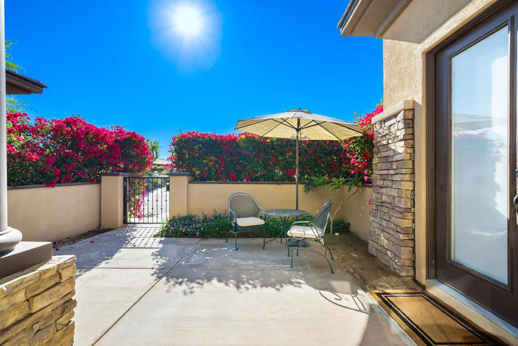106 Batista Court, Palm Desert, California 92211 home-pic-8