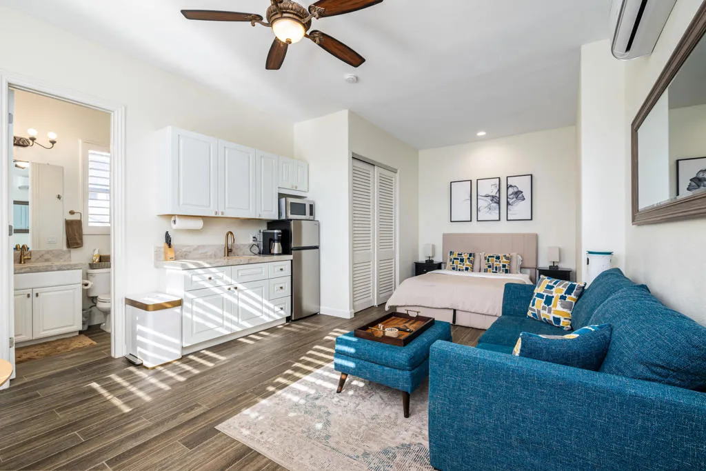 106 Batista Court, Palm Desert, California 92211 home-pic-24