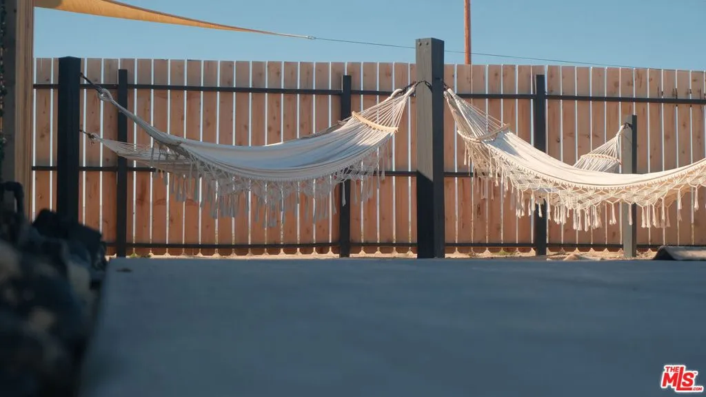 4351 Meriwether Road, Twentynine Palms, California 92277 home-pic-2