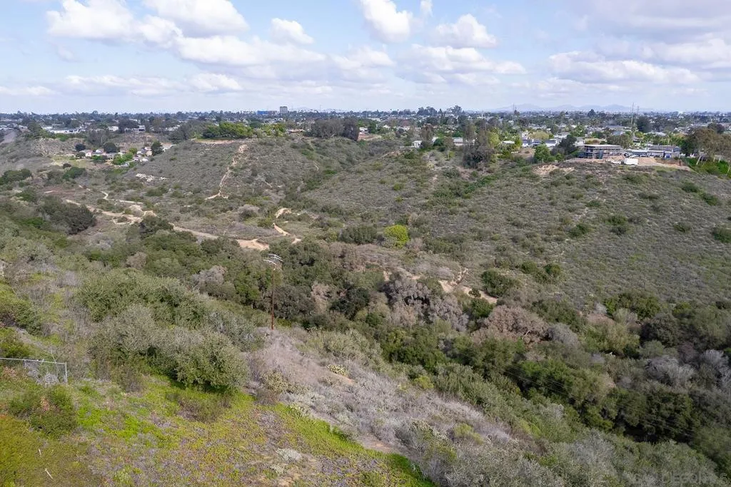 3085 Cowley Way 33, San Diego, California 92117 home-pic-29
