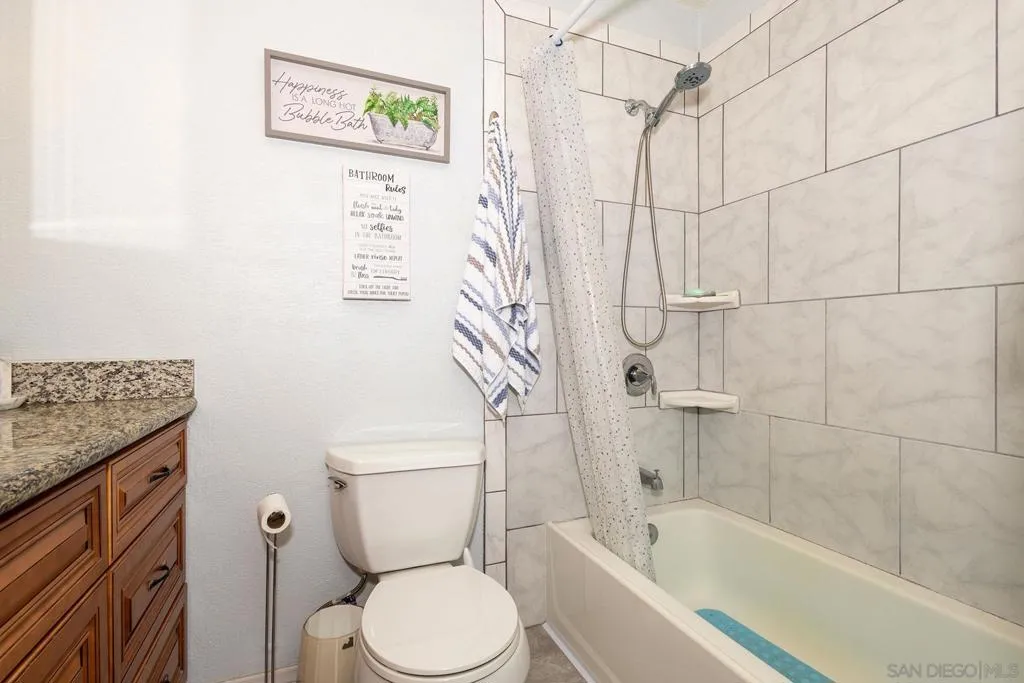 3085 Cowley Way 33, San Diego, California 92117 home-pic-22