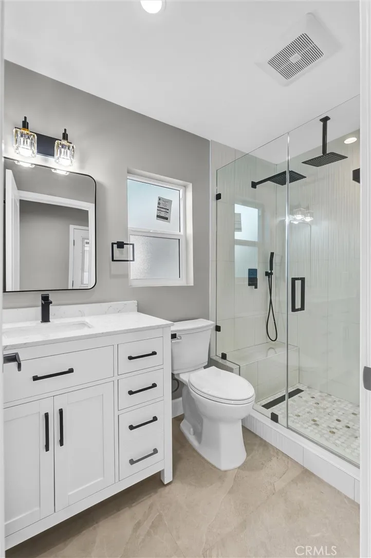 1913 N Castlegate, Compton, California 90221 home-pic-18