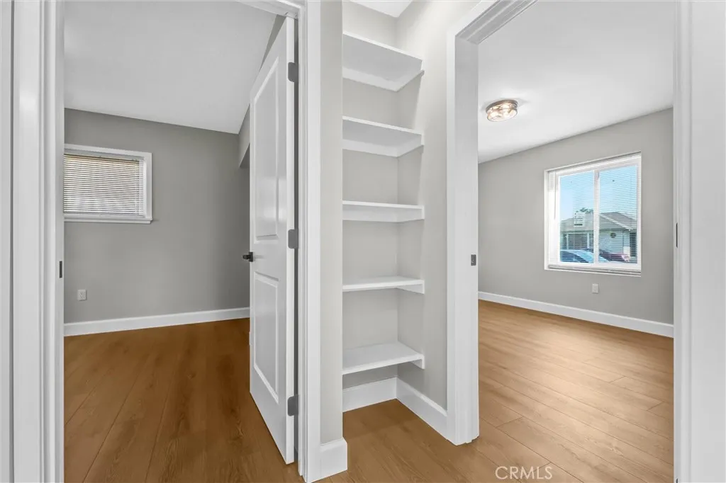 1913 N Castlegate, Compton, California 90221 home-pic-15