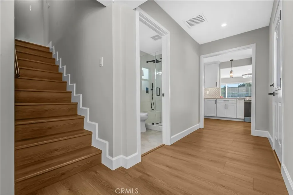 1913 N Castlegate, Compton, California 90221 home-pic-21