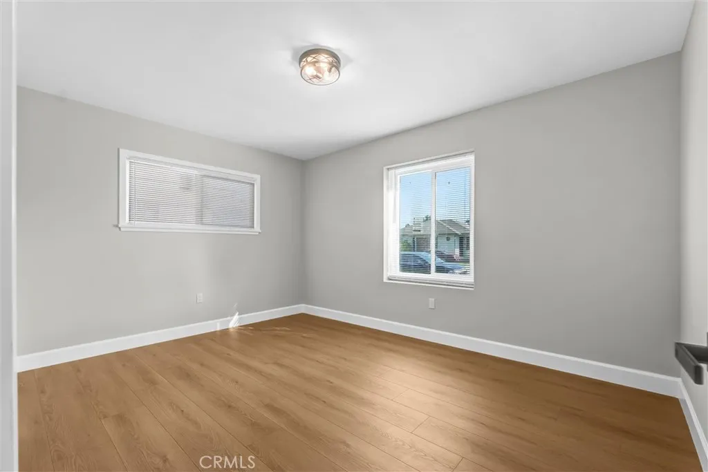1913 N Castlegate, Compton, California 90221 home-pic-11