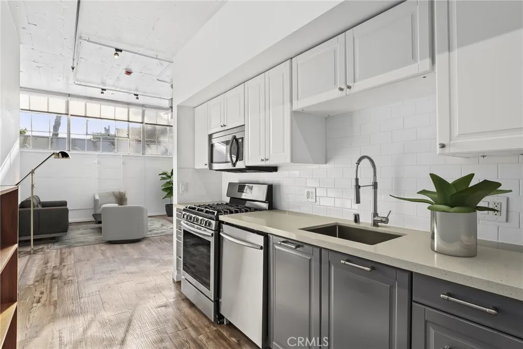 420 S San Pedro 222, Los Angeles, California 90013 home-pic-3