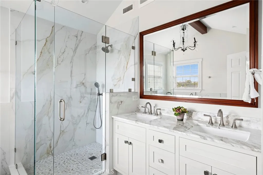 201 E 21st Street, Costa Mesa, California 92627 home-pic-15