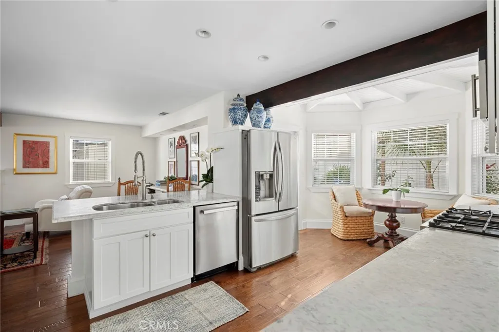 201 E 21st Street, Costa Mesa, California 92627 home-pic-6