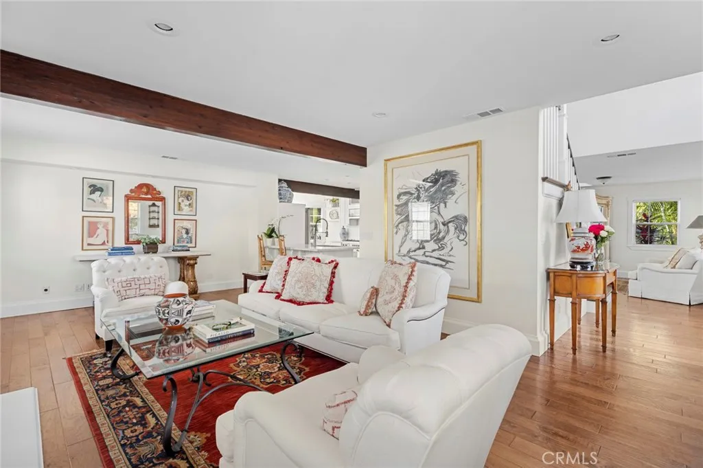 201 E 21st Street, Costa Mesa, California 92627 home-pic-9