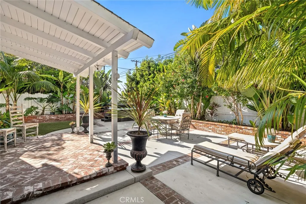 201 E 21st Street, Costa Mesa, California 92627 home-pic-23