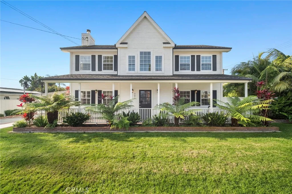 201 E 21st Street, Costa Mesa, California 92627 home-pic-1