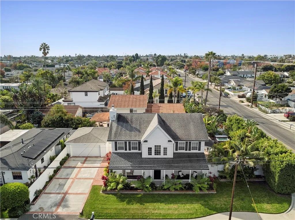 201 E 21st Street, Costa Mesa, California 92627 home-pic-26