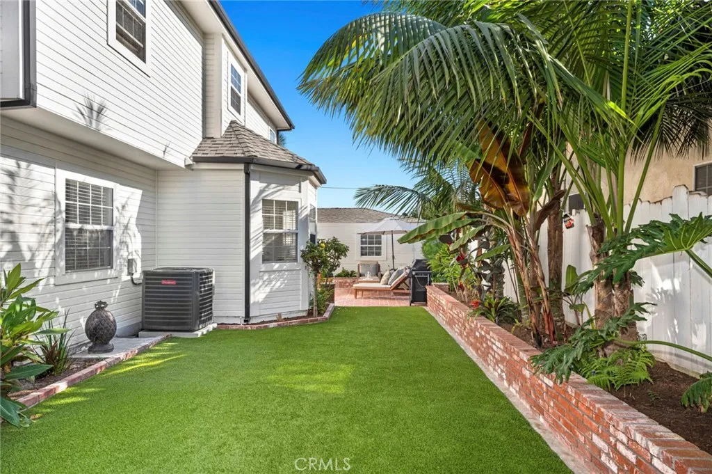 201 E 21st Street, Costa Mesa, California 92627 home-pic-22