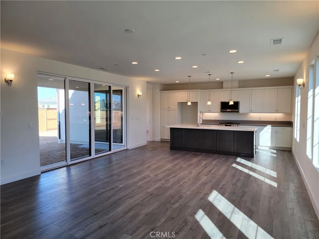 707 Manor Lane, Paso Robles, California 93446 home-pic-5