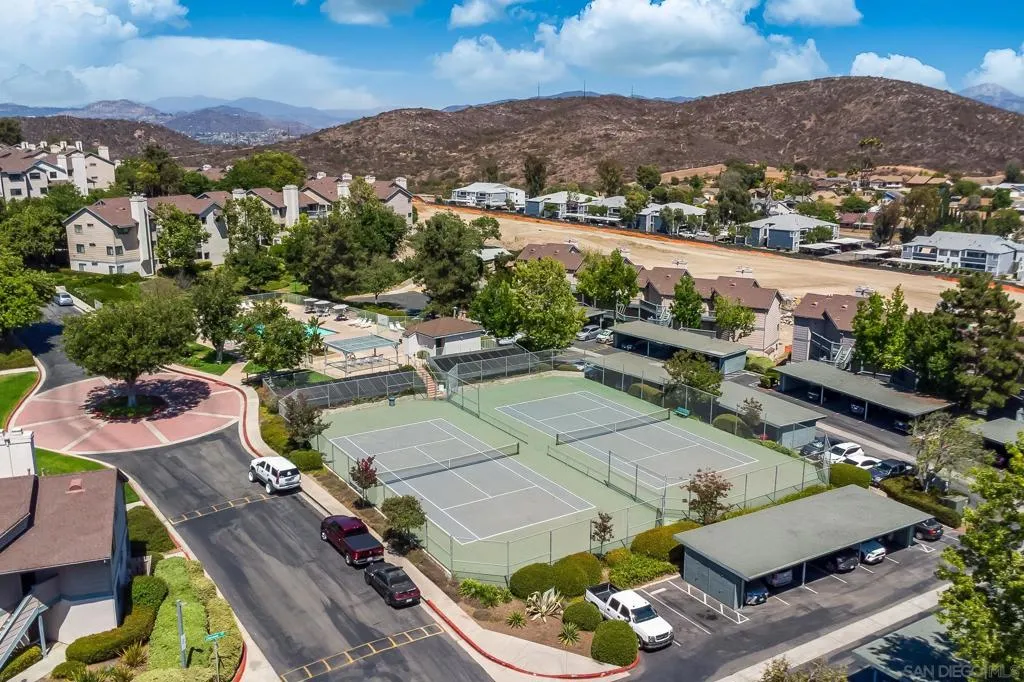 2916 Elm Tree Ct, Spring Valley, California 91978 home-pic-28