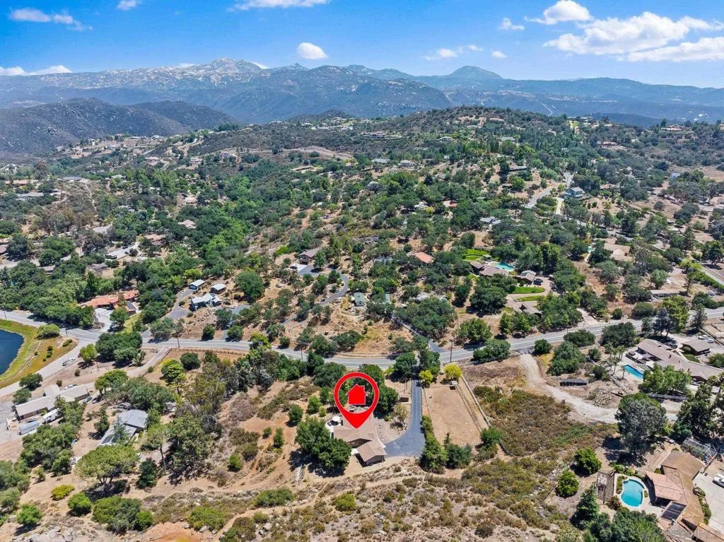 2686 Via Viejas, Alpine, California 91901 home-pic-49