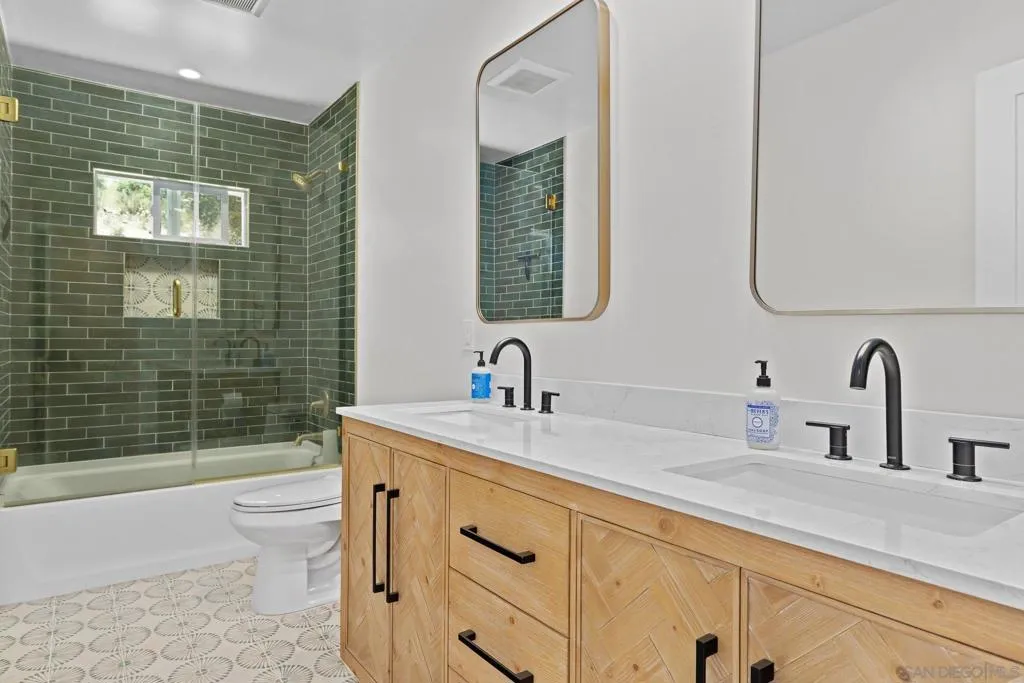 2686 Via Viejas, Alpine, California 91901 home-pic-23