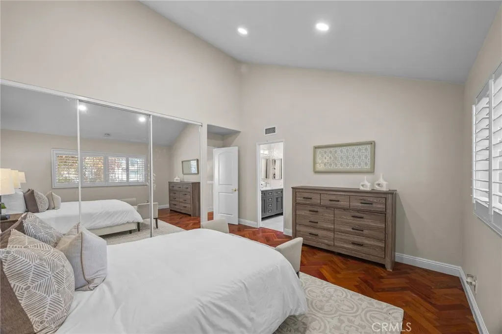 13 Carson, Irvine, California 92620 home-pic-24