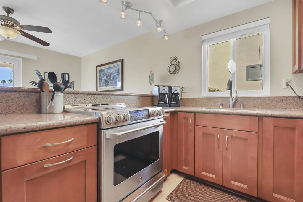 40469 Preston Trail, Palm Desert, California 92211 home-pic-16