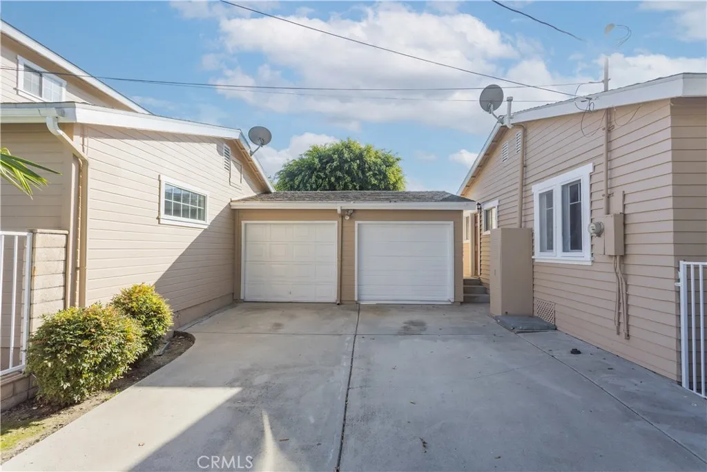 152 N Princeton Avenue, Fullerton, California 92831 home-pic-38