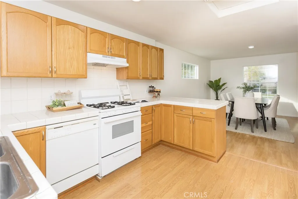 152 N Princeton Avenue, Fullerton, California 92831 home-pic-51