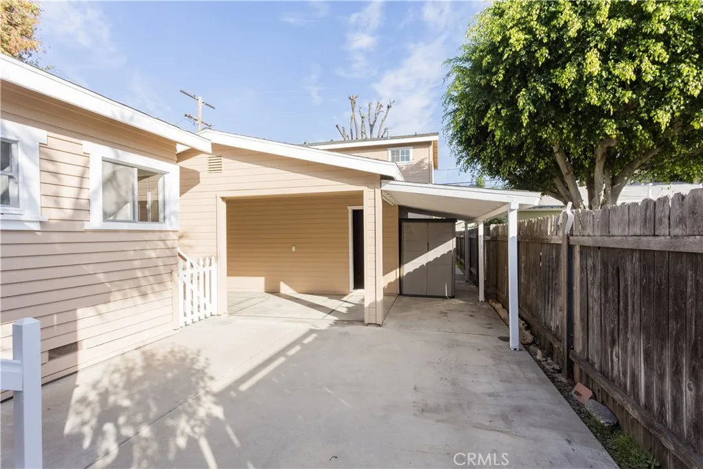 152 N Princeton Avenue, Fullerton, California 92831 home-pic-37