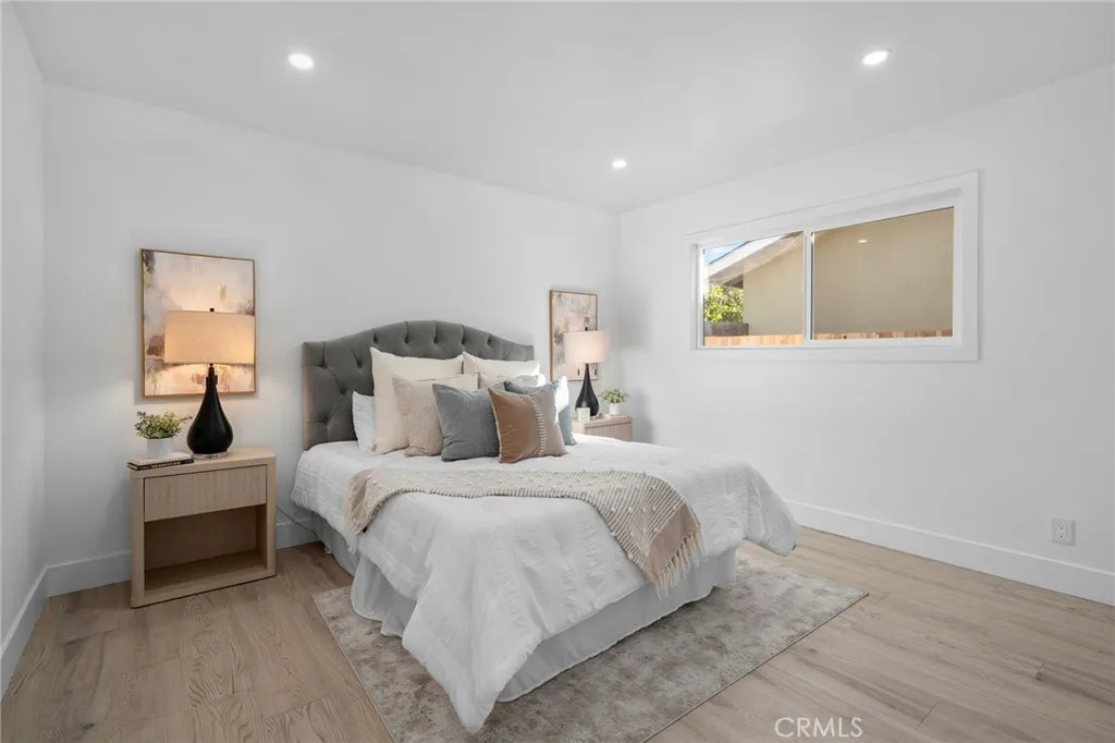 509 S Glenarbor, Santa Ana, California 92704 home-pic-12