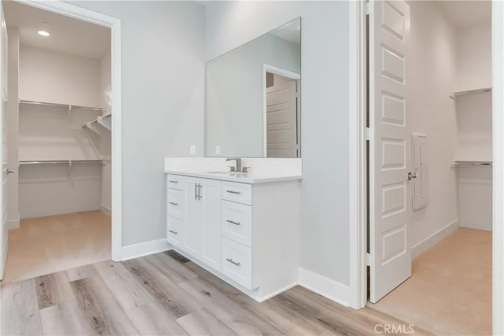 6532 Canyon Oaks Drive, Simi Valley, California 93063 home-pic-18