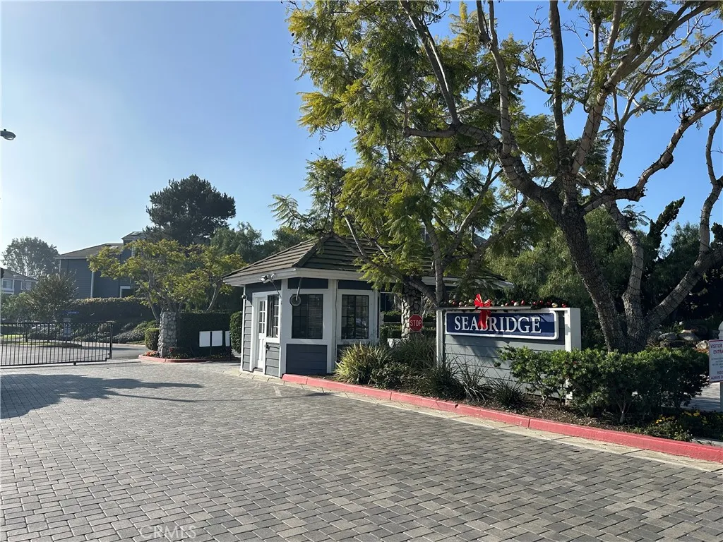 20191 Cape Coral 214, Huntington Beach, California 92646 home-pic-32