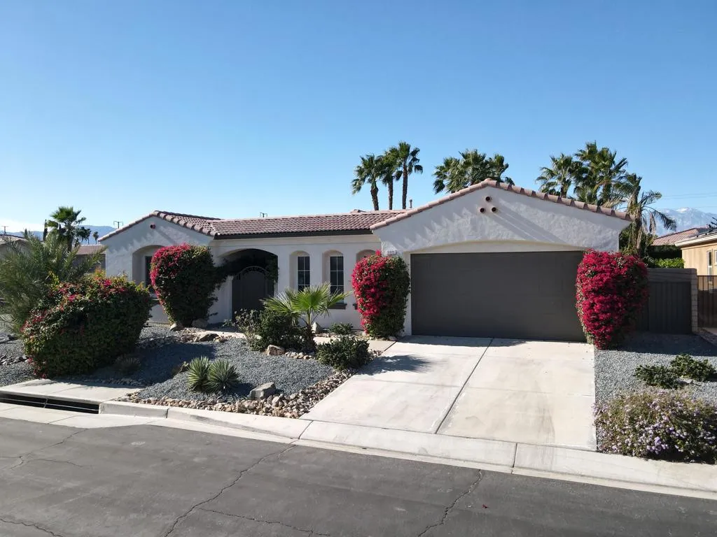 117 Francesca Court, Palm Desert, California 92211 home-pic-42