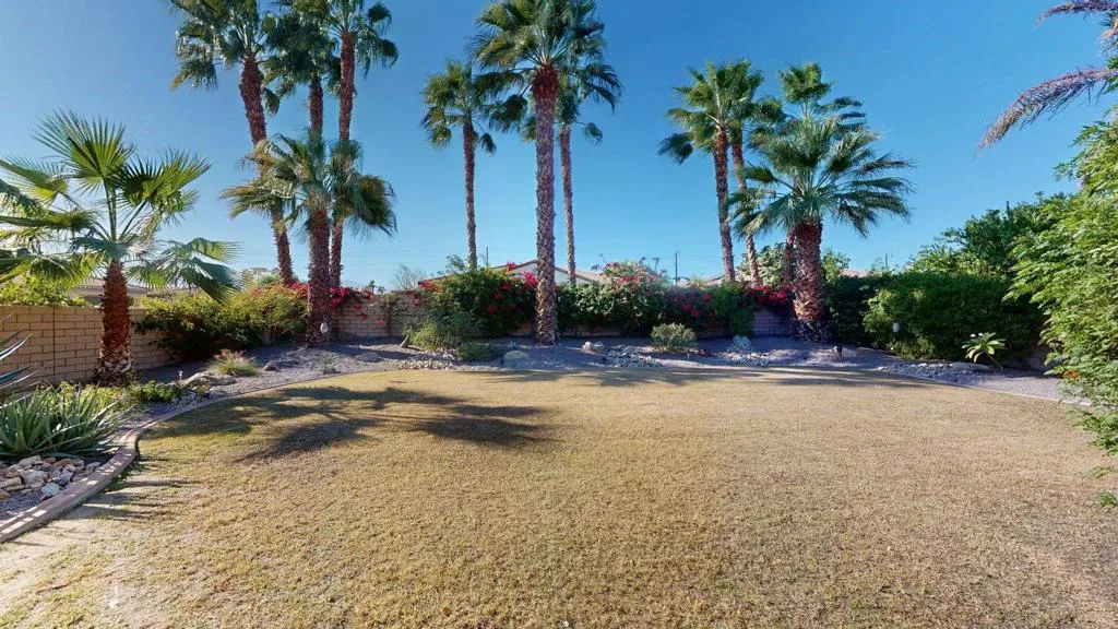 117 Francesca Court, Palm Desert, California 92211 home-pic-38