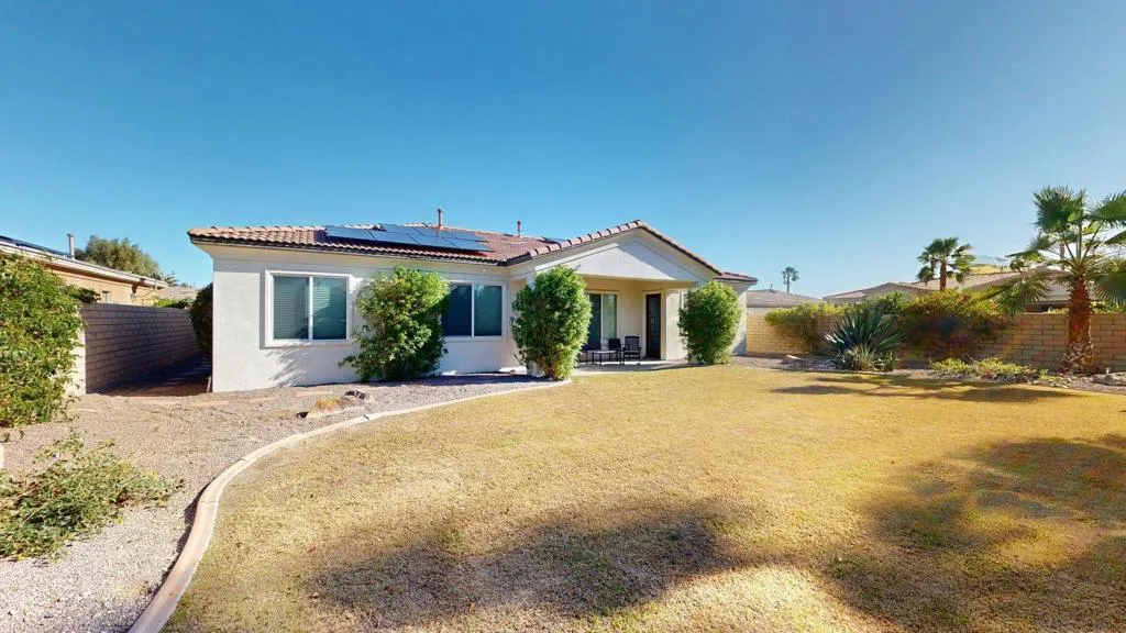 117 Francesca Court, Palm Desert, California 92211 home-pic-37