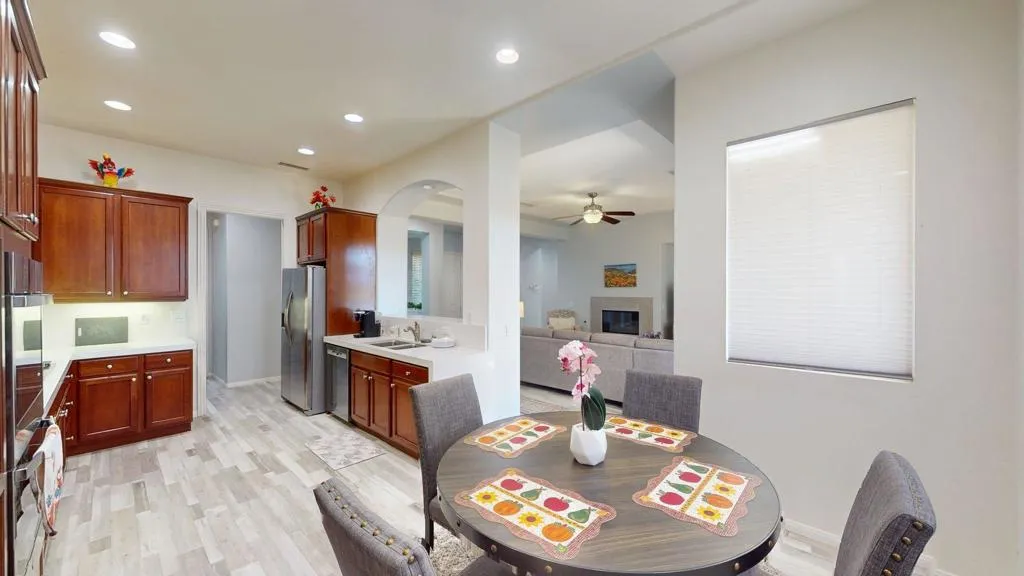 117 Francesca Court, Palm Desert, California 92211 home-pic-10