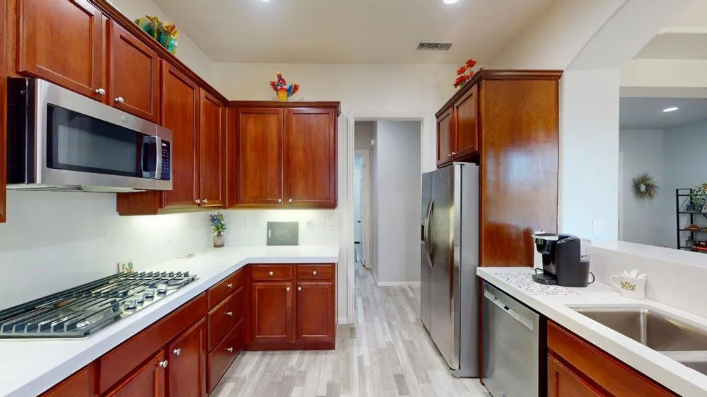 117 Francesca Court, Palm Desert, California 92211 home-pic-12