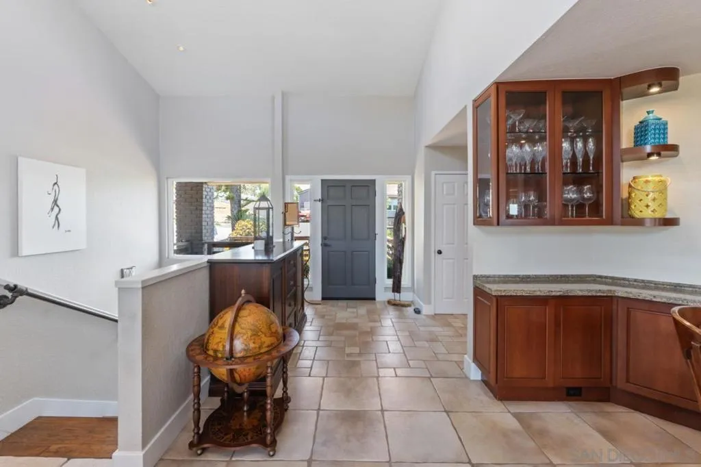 17924 Saint Andrews Dr, Poway, California 92064 home-pic-4