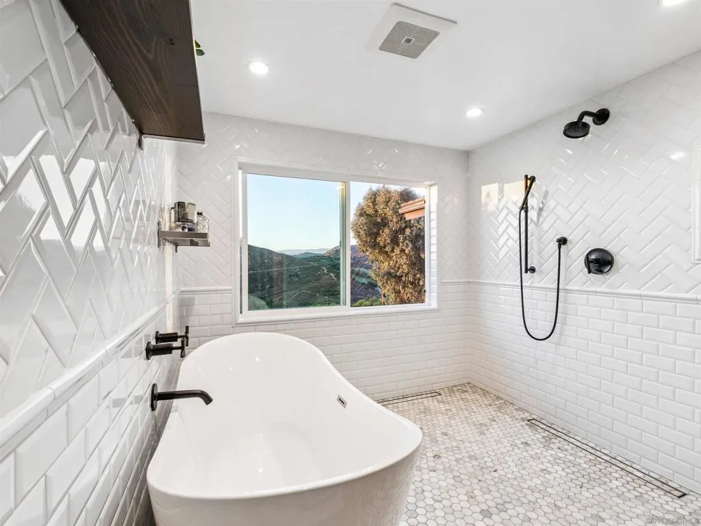 17924 Saint Andrews Dr, Poway, California 92064 home-pic-23