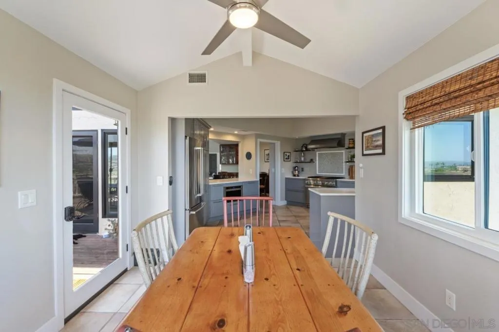 17924 Saint Andrews Dr, Poway, California 92064 home-pic-11