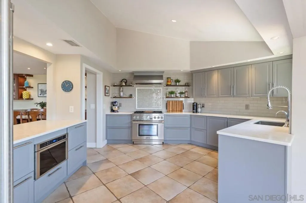 17924 Saint Andrews Dr, Poway, California 92064 home-pic-6