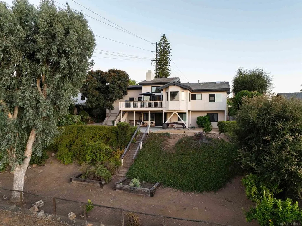 17924 Saint Andrews Dr, Poway, California 92064 home-pic-43