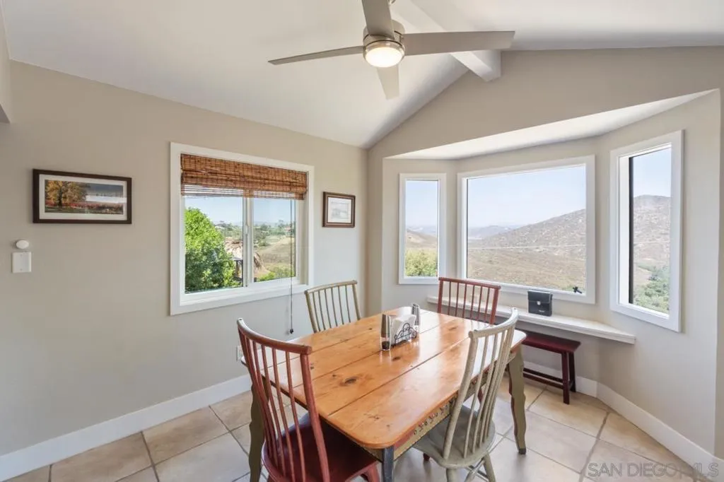 17924 Saint Andrews Dr, Poway, California 92064 home-pic-10