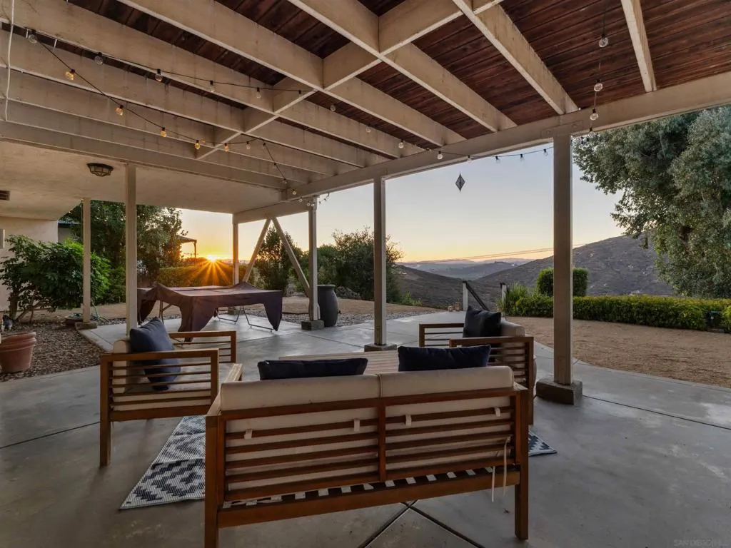 17924 Saint Andrews Dr, Poway, California 92064 home-pic-46