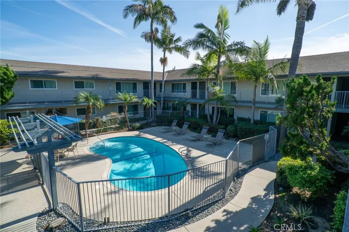 365 W Wilson Street, Costa Mesa, California 92627