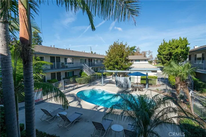 365 W Wilson Street, Costa Mesa, California 92627