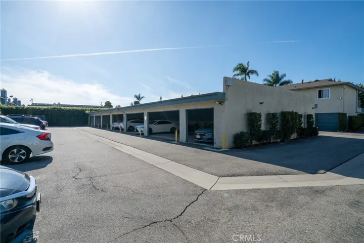 365 W Wilson Street, Costa Mesa, California 92627