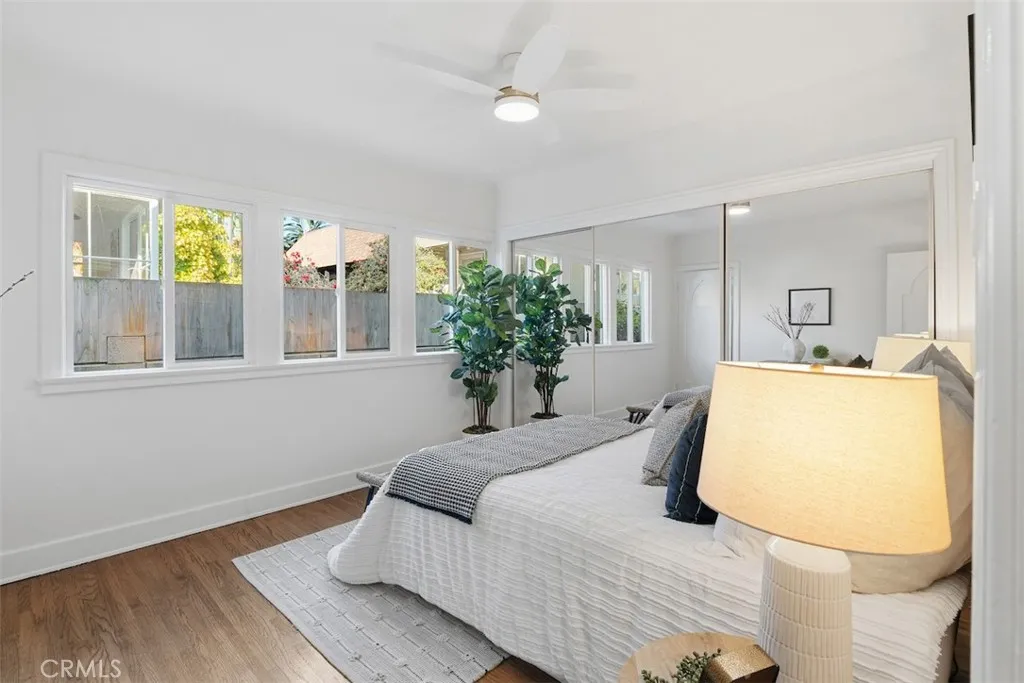 266 Park Avenue, Long Beach, California 90803 home-pic-21